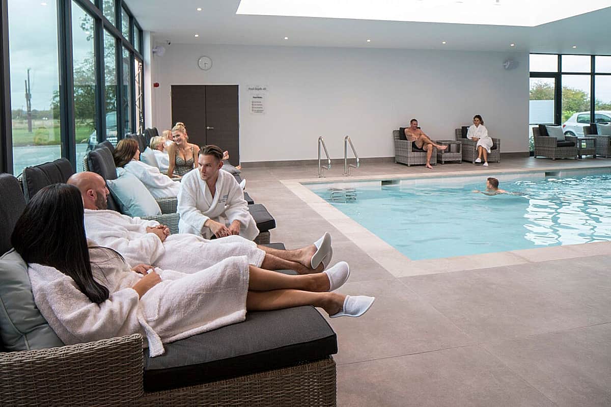 luxury yoga retreat uk