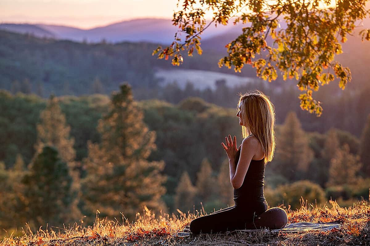 Best Meditation Retreats for Beginners